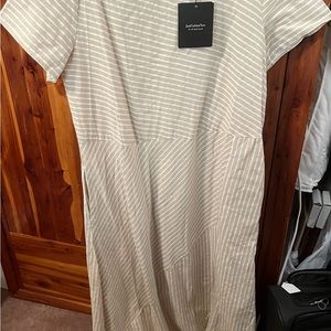 Just Fashion Now Short Sleeve Dress -New with tags